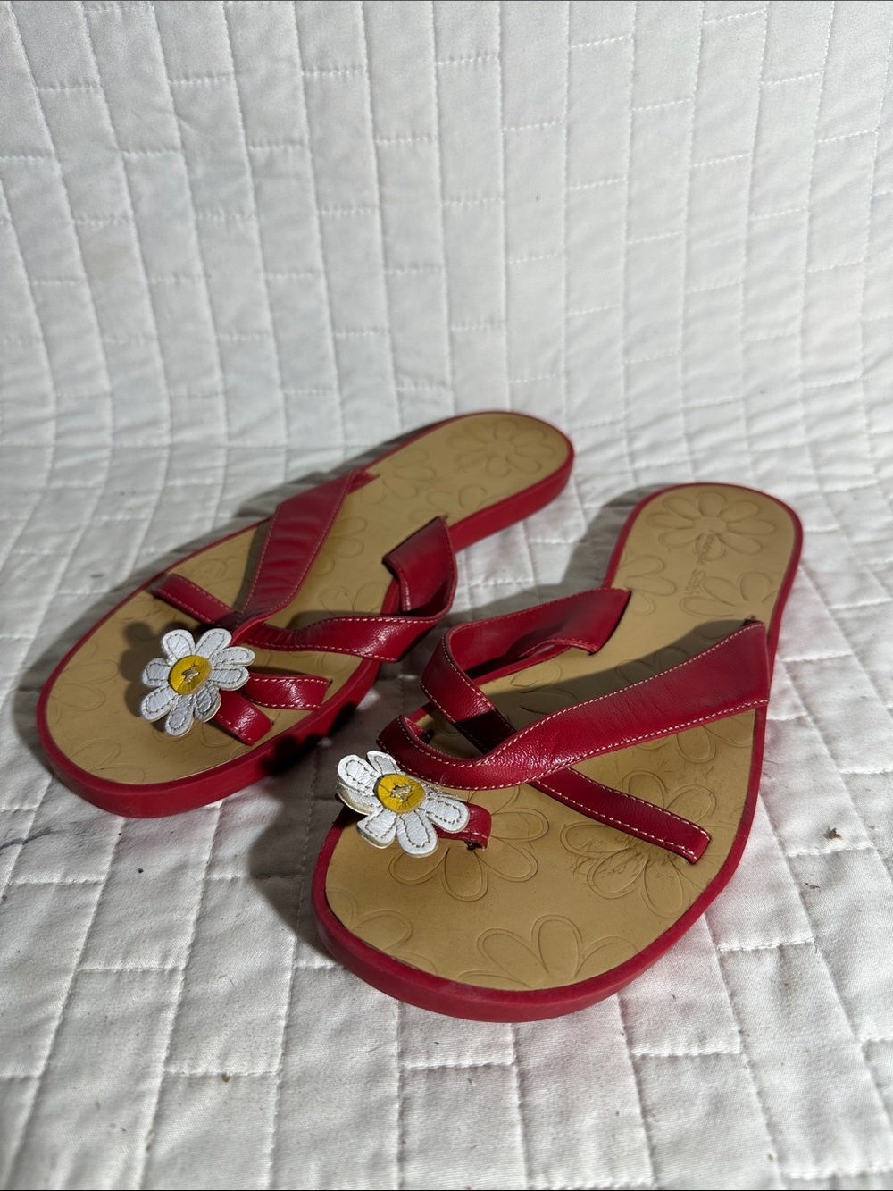 Amanda Smith Women’s Red Floral Accent Flip-Flop Sandals